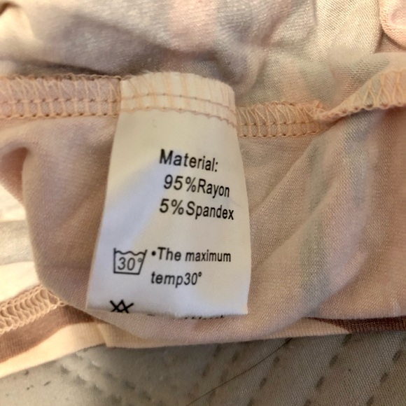 Pink camo tank top - Picture 4 of 4